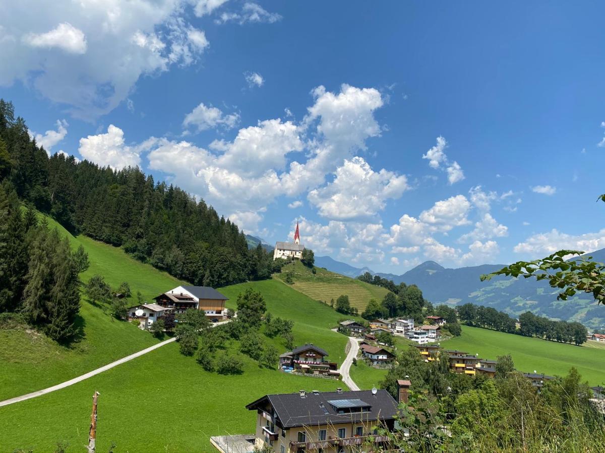 Hotel Standlhof Zillertal Uderns Exterior foto